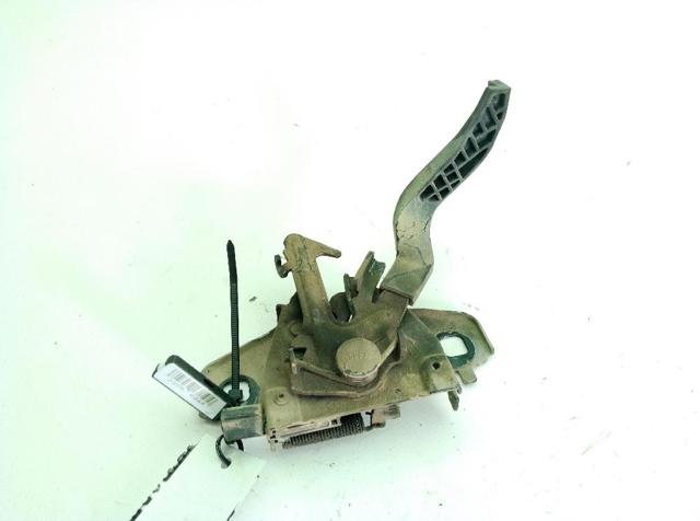 Zamek maski Dacia Duster HM