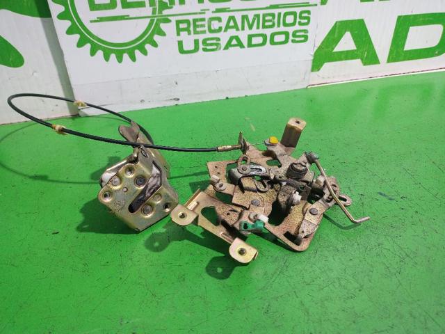 Zamek maski Nissan Vanette C23