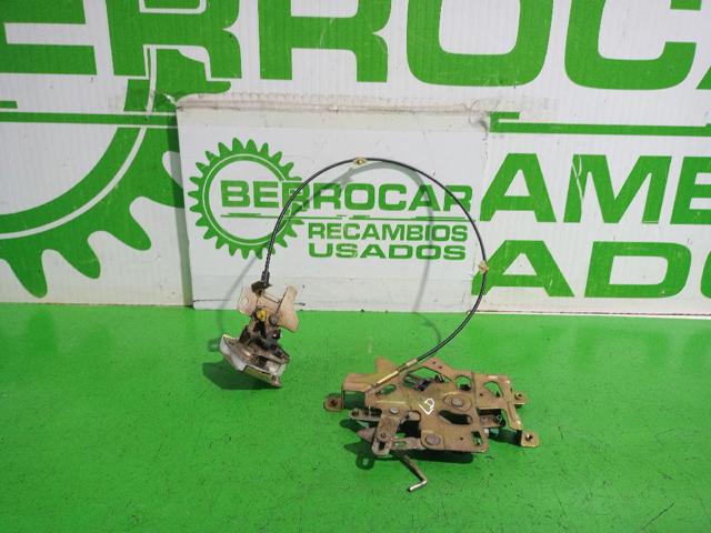 Zamek maski Nissan Vanette C23