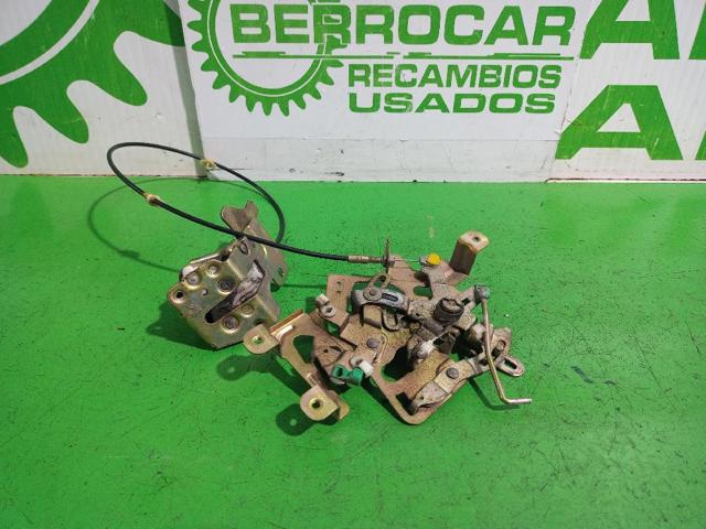 Zamek maski Nissan Vanette C23