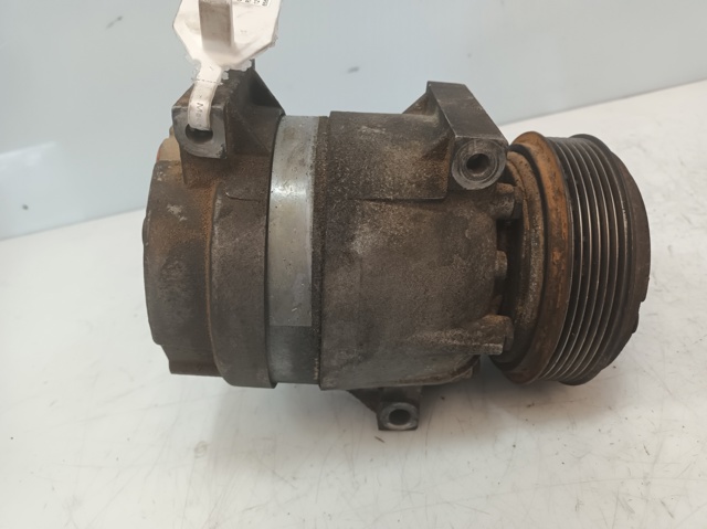 Sprężarka klimatyzacji 6560630 RENAULT