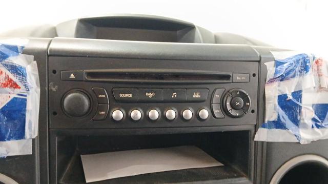 Radioodtwarzacz (radio AM/FM) do Peugeot Partner