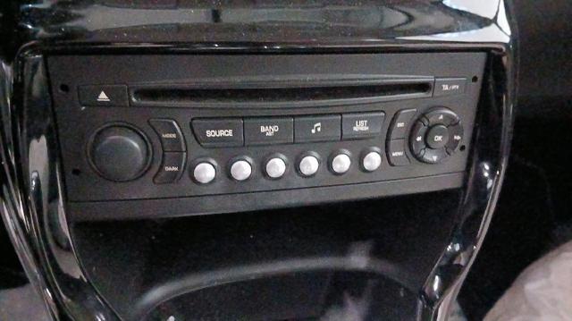 Kupić Radioodtwarzacz (radio AM/FM) Citroen C3 II A51 w dobrej cenie