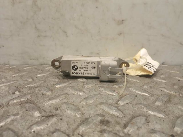 65776906174 BMW