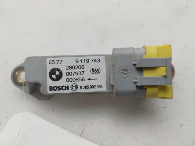 65779119743 BMW