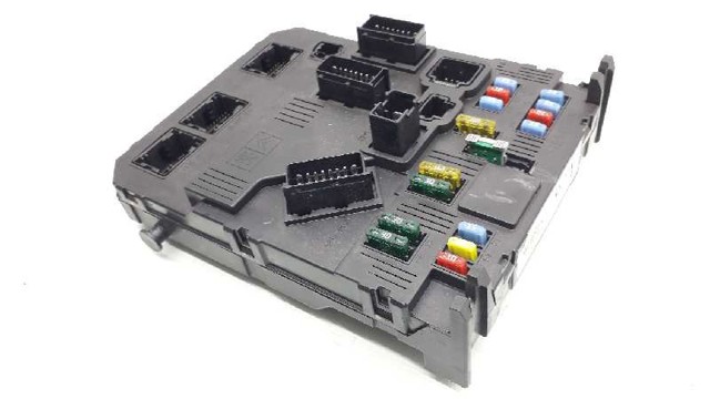 Blok komfortu Peugeot 407 6E