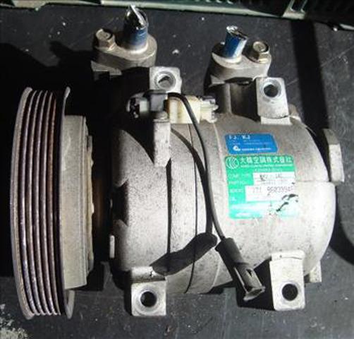 Sprężarka klimatyzacji 6611303115 SSANG YONG