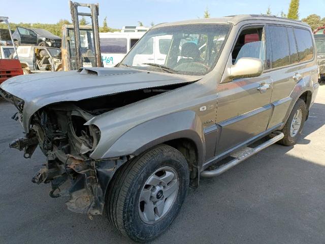Błotnik Hyundai Terracan