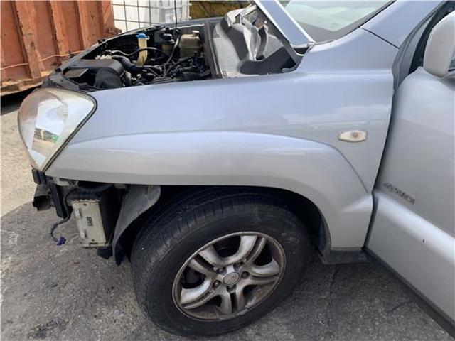 Błotnik przedni lewy 663111F130 HYUNDAI