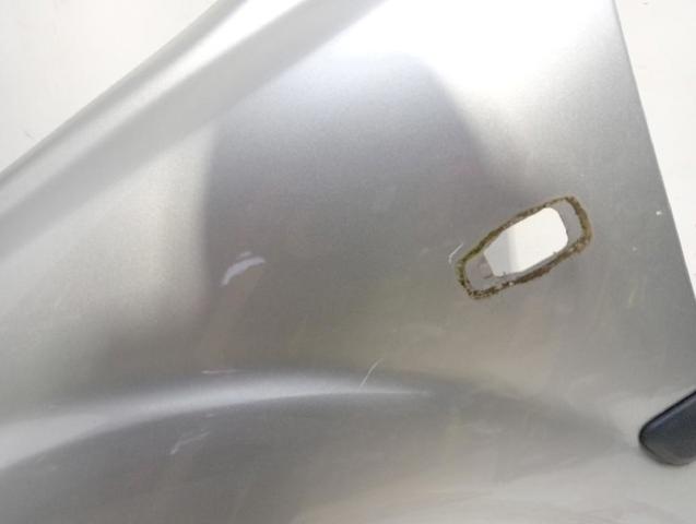 Błotnik przedni lewy KIA Rio 2 JB