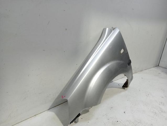 Błotnik przedni lewy KIA Rio 2 JB