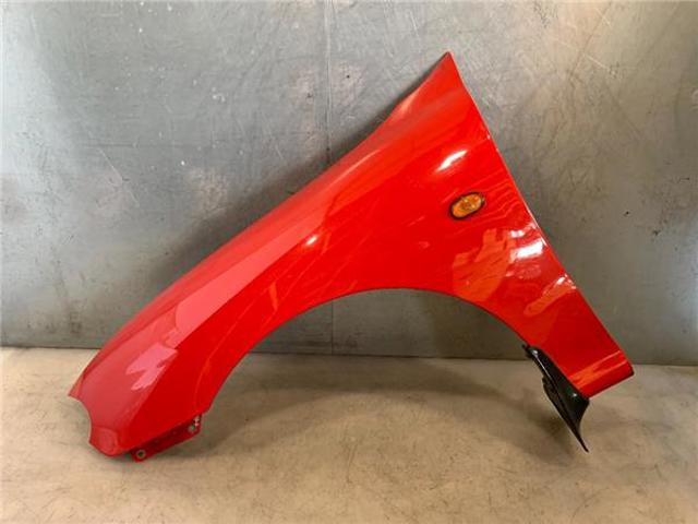 Błotnik przedni lewy Hyundai Lantra 2