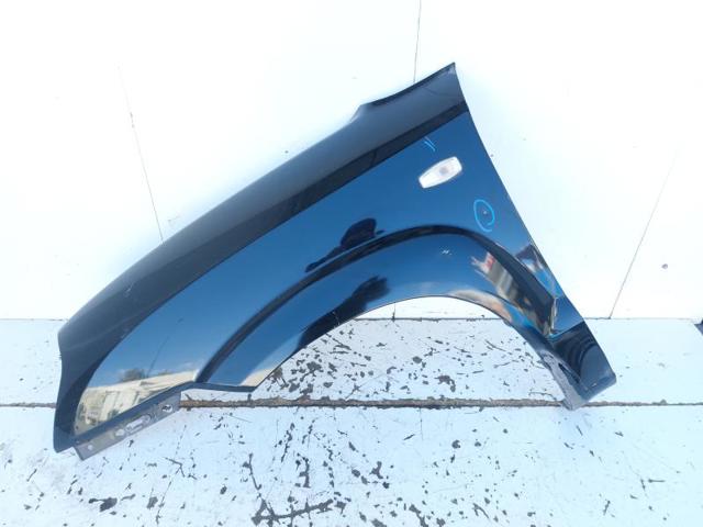 Błotnik przedni lewy 663112E130 HYUNDAI
