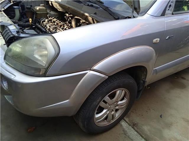 Błotnik przedni lewy 663112E130 HYUNDAI