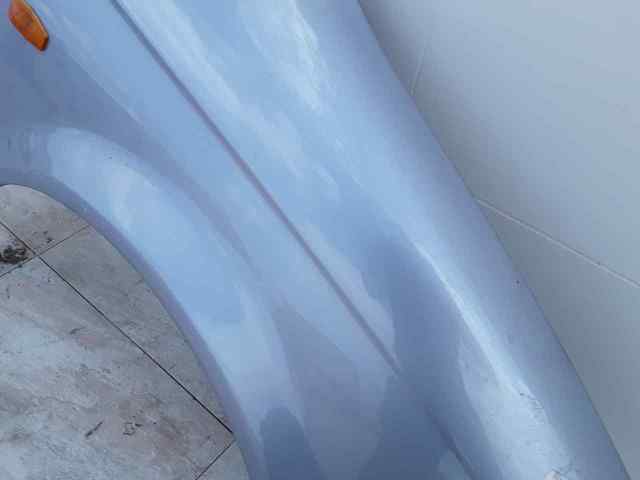 Błotnik przedni lewy Hyundai Trajet FO