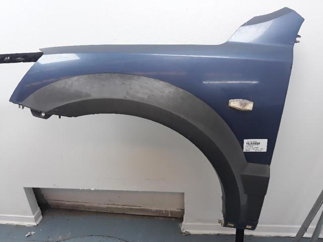 Błotnik przedni lewy 663113E141 HYUNDAI