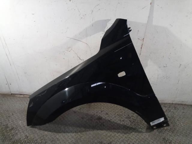 Błotnik przedni lewy 663113E141 HYUNDAI