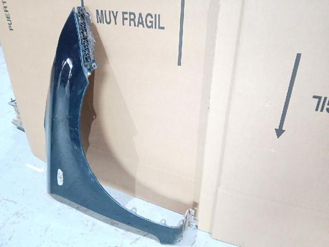 Błotnik przedni prawy KIA Carens 3