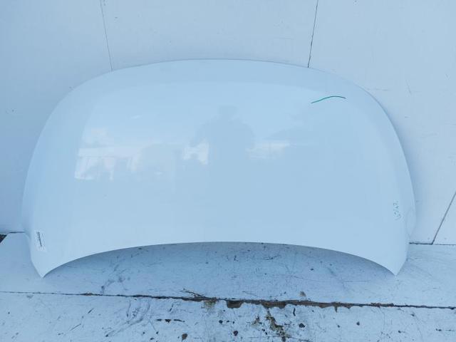 Maska silnika 664000X020 HYUNDAI