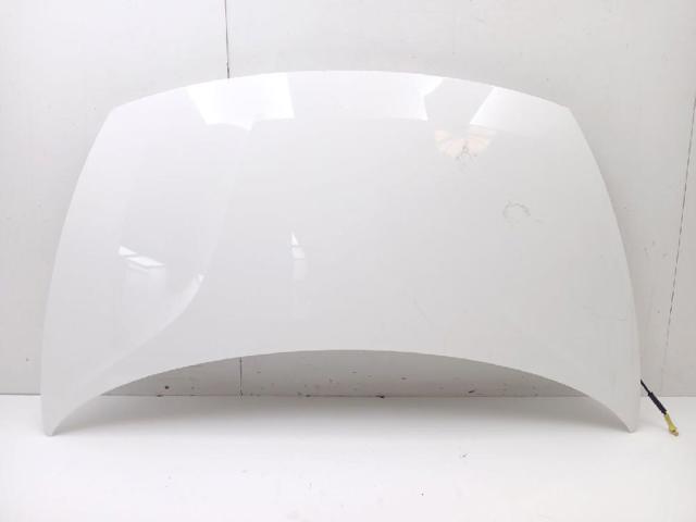 Maska silnika 664001W010 HYUNDAI