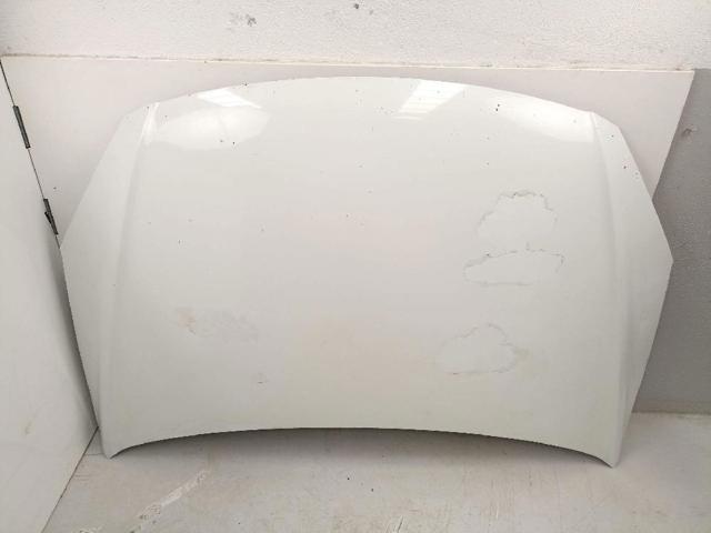 Maska silnika 664002L010 HYUNDAI