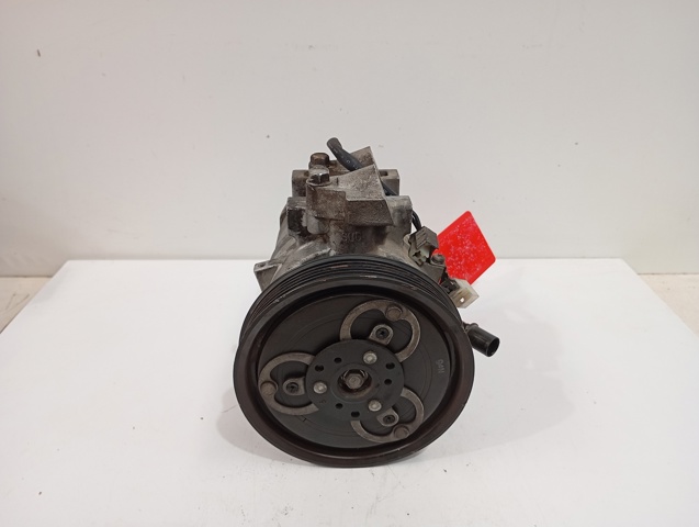 Sprężarka klimatyzacji 6641300115 SSANG YONG