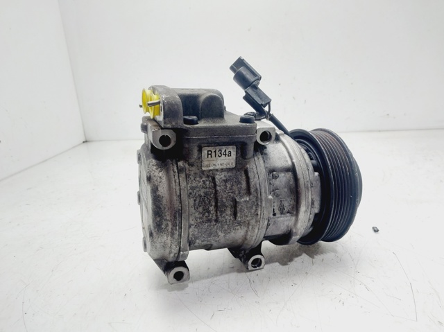 Sprężarka klimatyzacji 6652300011 SSANG YONG