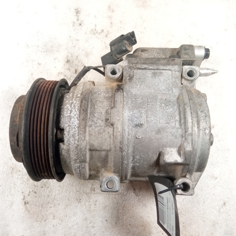 Sprężarka klimatyzacji 6652300011 SSANG YONG