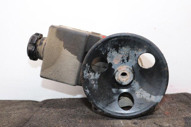 Pompa wspomagania hydraulicznego kierownicy 6654601180 SSANG YONG