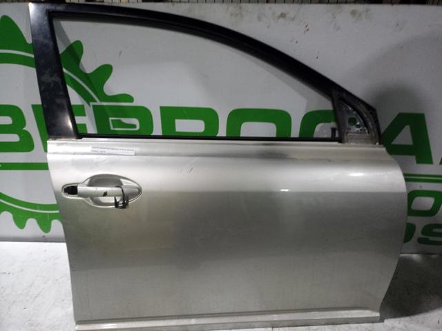 Drzwi przednie prawe 6700105050 TOYOTA