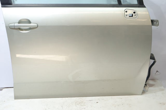 Drzwi przednie prawe 670010F011 TOYOTA