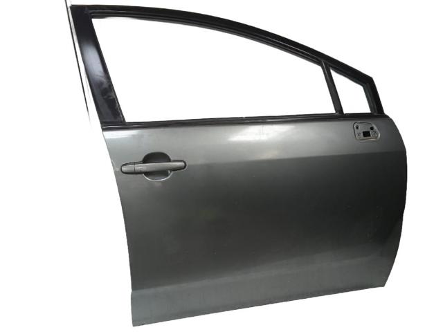 Drzwi przednie prawe 670010F011 TOYOTA