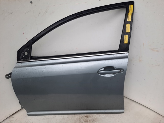 Drzwi Toyota Avensis