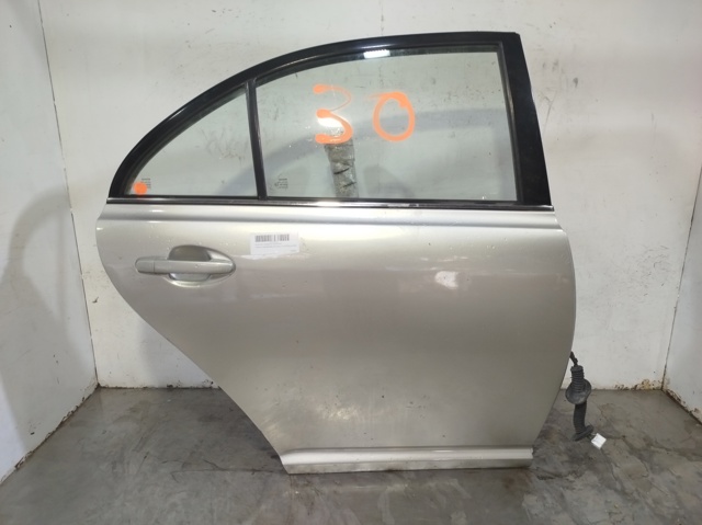 Drzwi tylne prawe 6700305110 TOYOTA