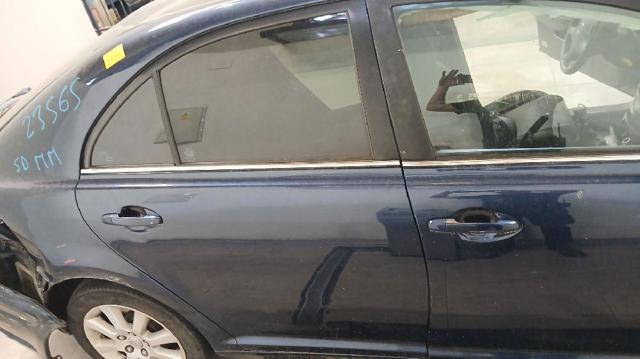 Drzwi tylne prawe 6700305110 TOYOTA