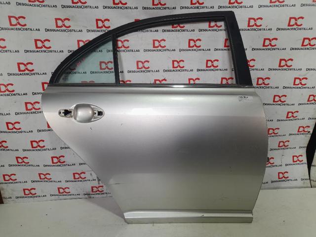 Drzwi tylne prawe 6700305110 TOYOTA