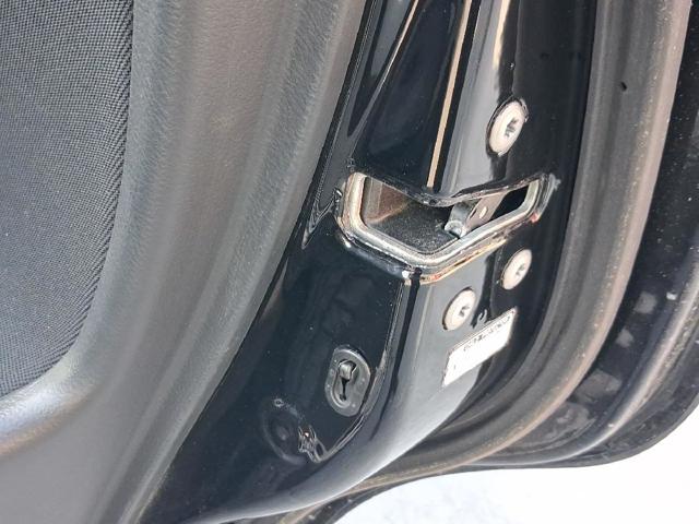 Kupić Drzwi tylne prawe Toyota RAV4 III A3 w dobrej cenie