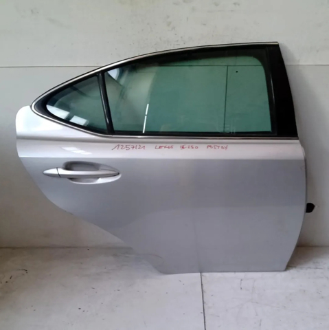 Drzwi tylne prawe 6700353041 TOYOTA