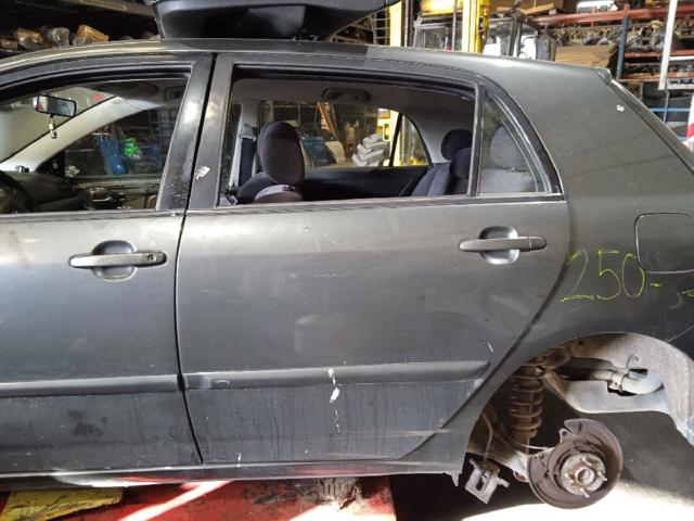  Toyota Corolla  (E12U)