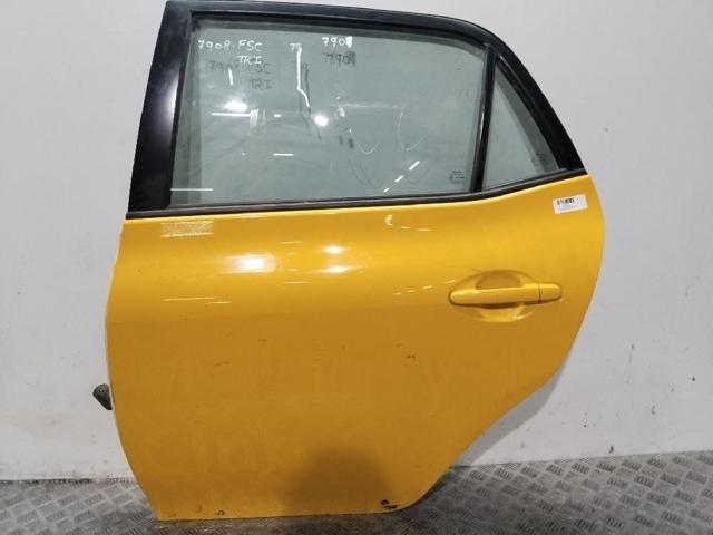 Drzwi Toyota Auris