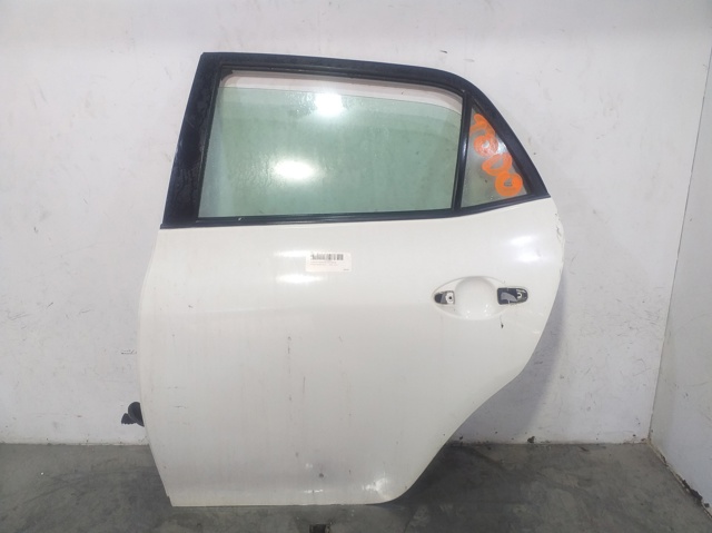 Drzwi Toyota Auris