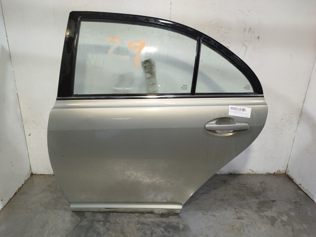Drzwi tylne lewe 6700405110 TOYOTA