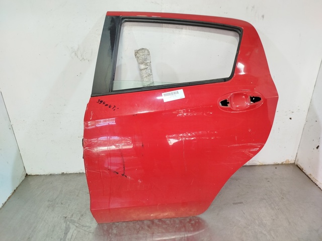 Drzwi tylne lewe 670040D210 TOYOTA