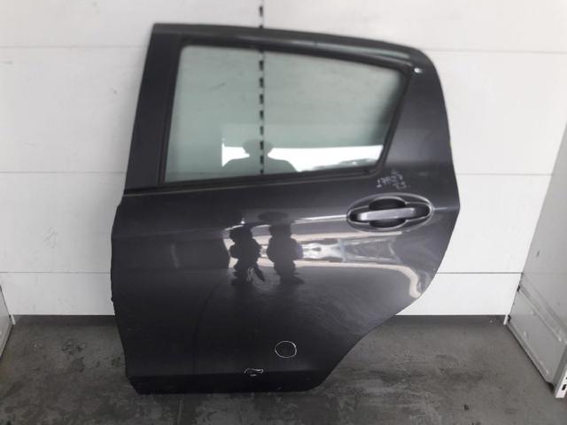 Drzwi tylne lewe 670040D210 TOYOTA
