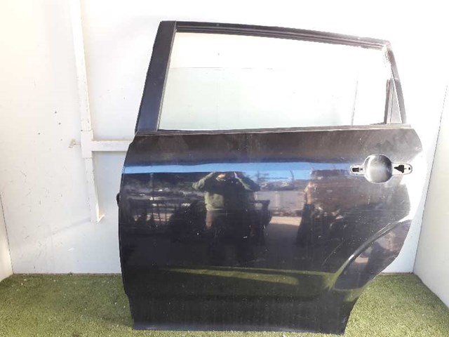 Drzwi tylne lewe 670040F010 TOYOTA