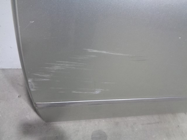 Drzwi tylne lewe Toyota Avensis LCM
