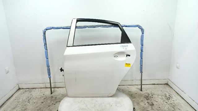 Drzwi tylne lewe 6700447080 TOYOTA