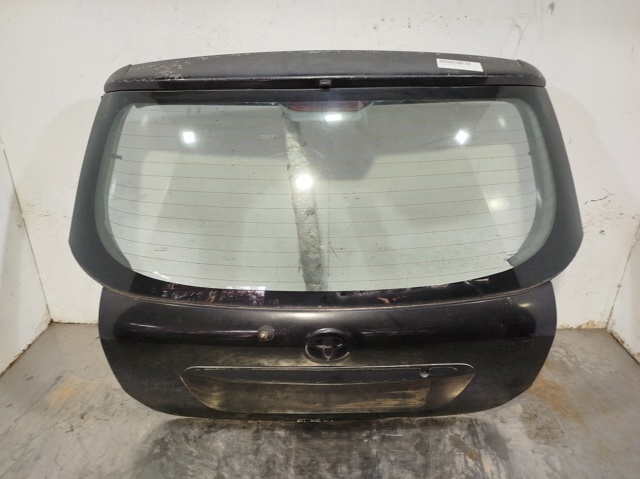 Kupić Drzwi tylne (bagażnika 3/5) Toyota Corolla E12U w dobrej cenie