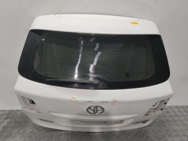 Drzwi tylne (bagażnika 3/5) do Toyota Avensis T27