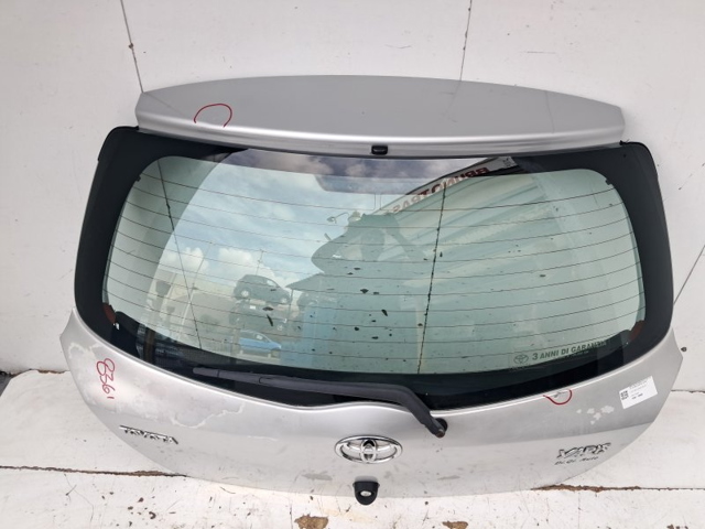 Kupić  Yaris  SP90